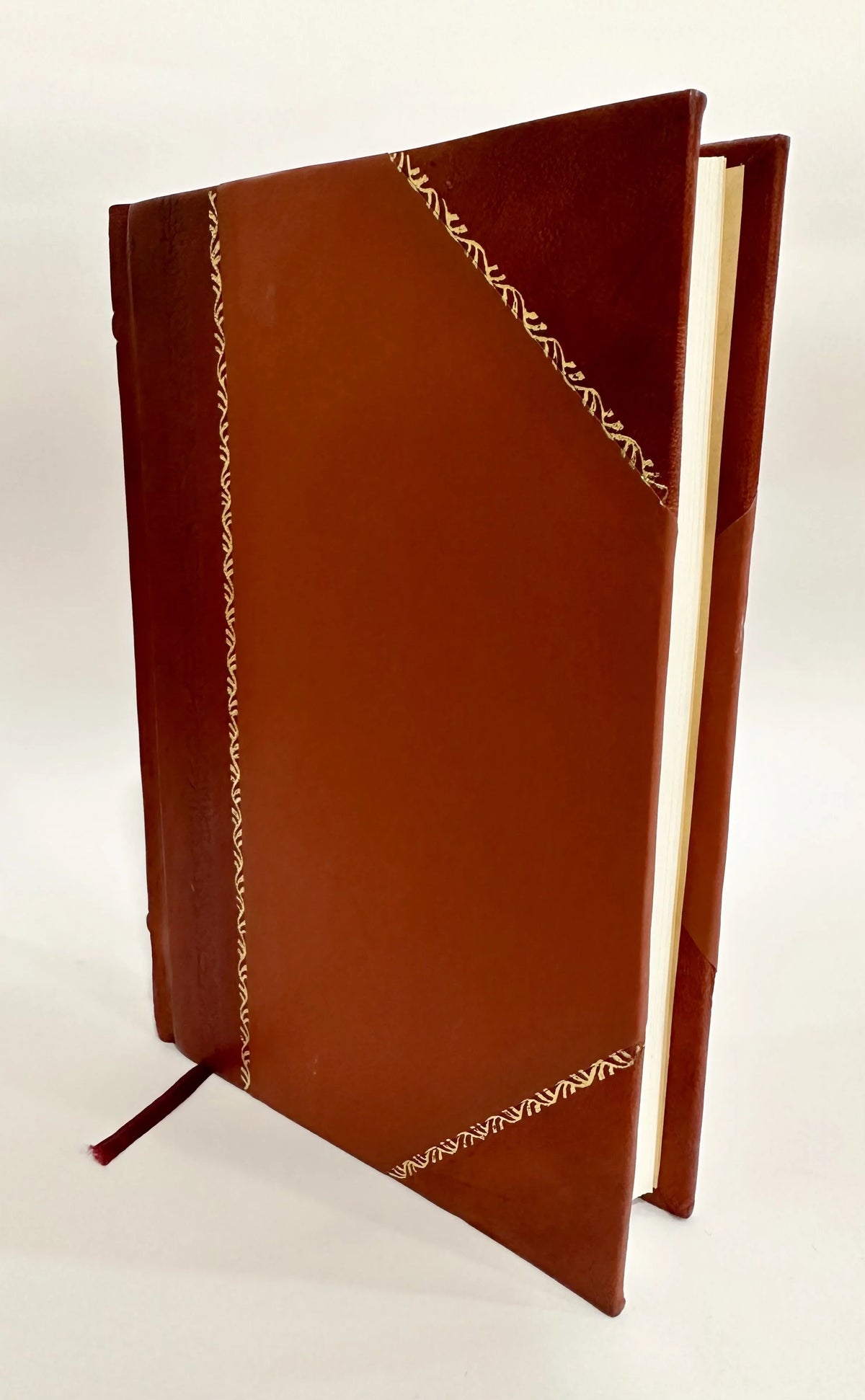 Reale Ordinanza Per Gli Esercizj De' Cannoni, Carronade E Mortaj a Bordo De' Reali Bastimenti Da Guerra Di Sua Maesta Il Re Ferdinando 2. (1839) [Leather Bound]