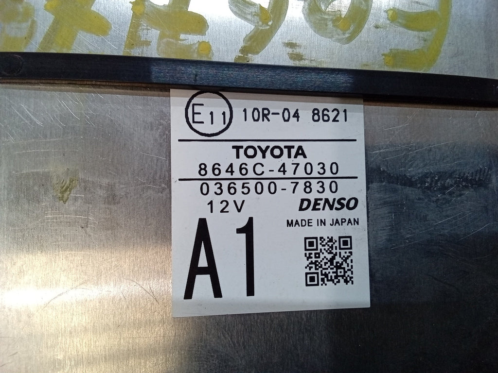 Pre-Owned 2017 Toyota Prius Front Windshield Lane Departure Warning Camera 8646C47030   (Good)