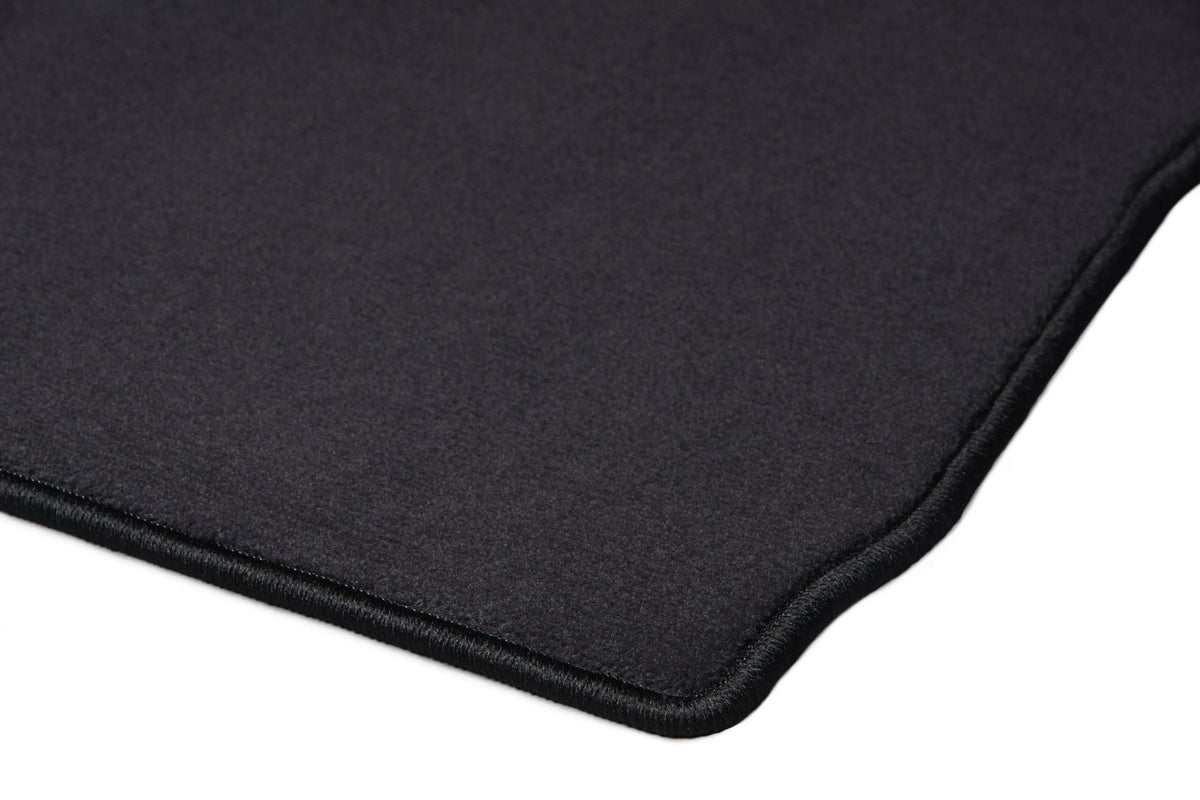 Toyota Highlander Black Classic Carpet Car Mats / Floor Mats, Custom Fit for 2014, 2015, 2016, 2017, 2018, 2019 - Medium Trunk / Cargo Mat w/ Rear Seat Down