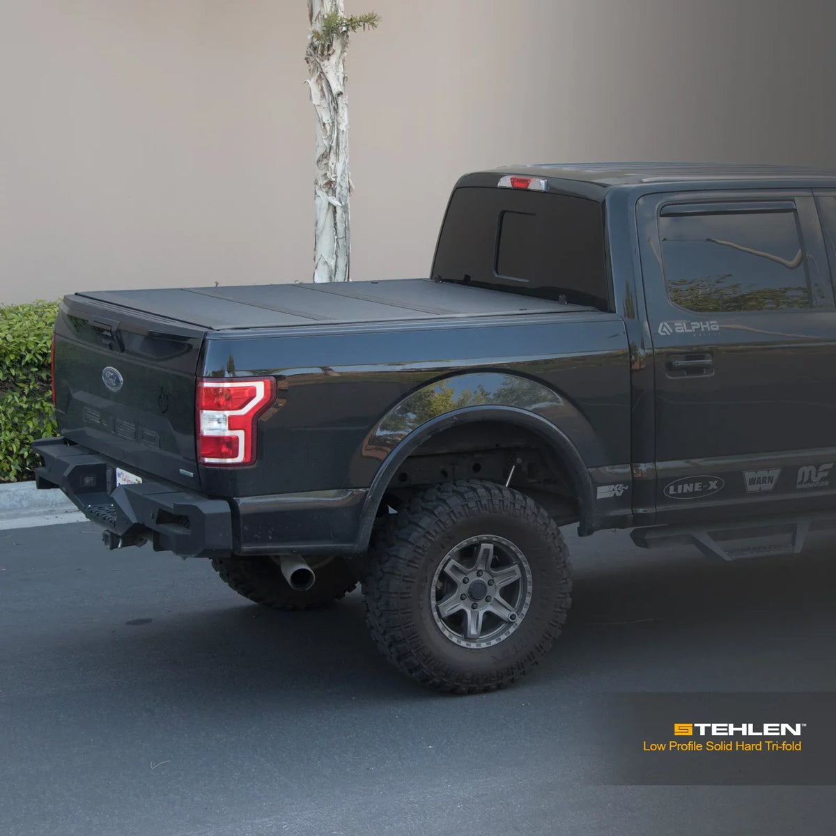 Stehlen 642167822394 Low Profile Hard Aluminum Tri-Fold Tonneau Cover - Matte Black For Ram 1500 2019-2022 5.7 Feet ( 68.4" ) Short Bed New Body Style