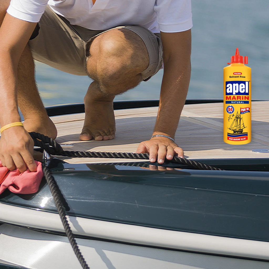 Waterproof Polyurethane Glue 16 oz. Bottle Marine Glue For Boats and RVs Natural  Adhesive for Above and Below the Waterline (1 Pack)